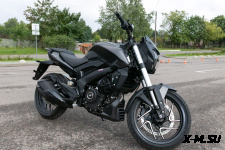Мотоцикл Bajaj Dominar 400 UG